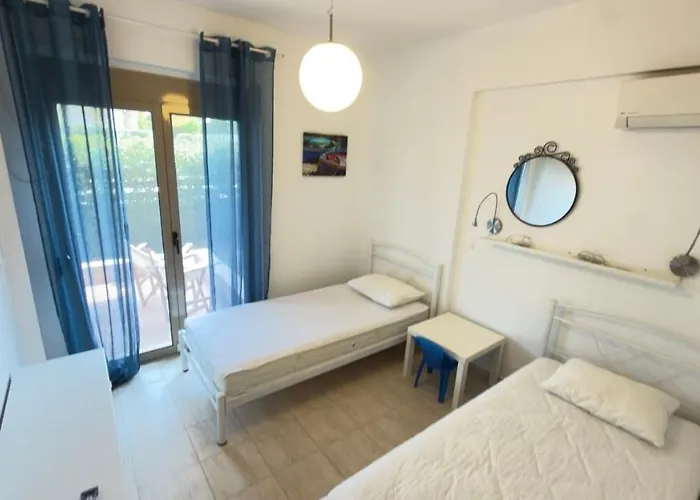 Apartment Oikos *